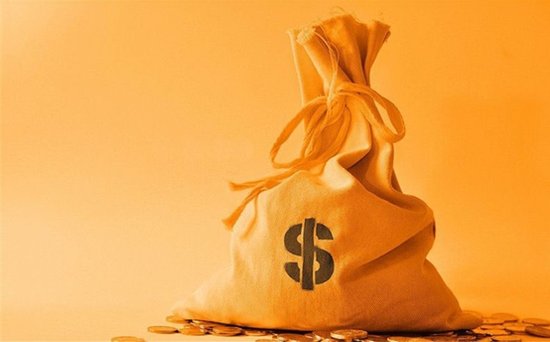 通胀预期出现“脱锚” 英国央行努力打压并将继续加息